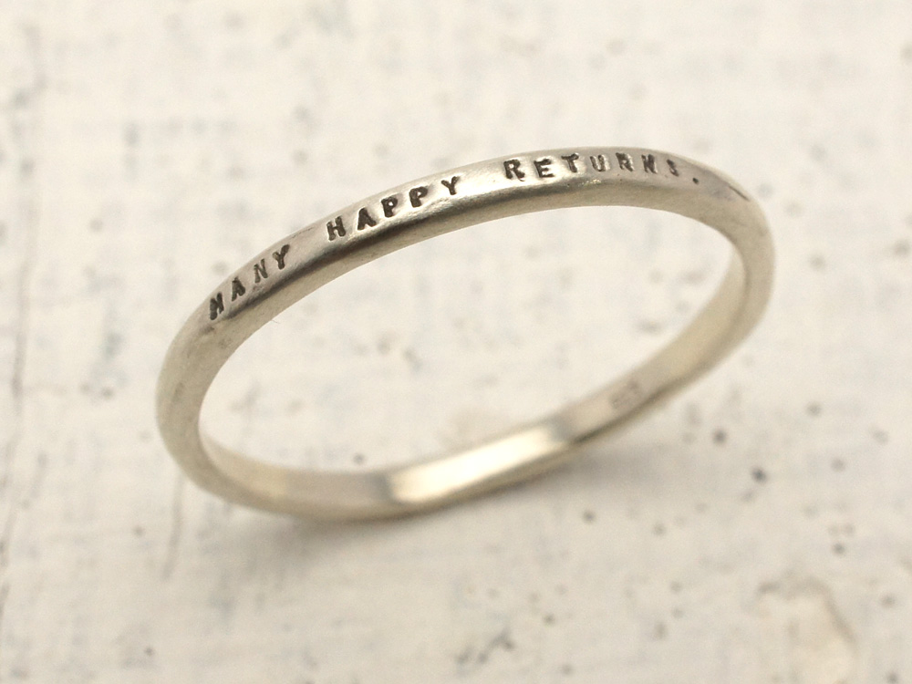 メッセージリング（誕生日）